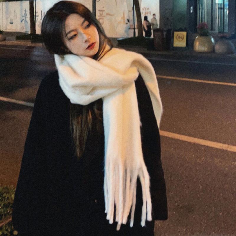 2024 Winter Solid Color Cashmere Scarf Warm Soft Women's Scarf Fashion Long Tassel Scarf Thickened Wrapped Shawl Woman Scarf