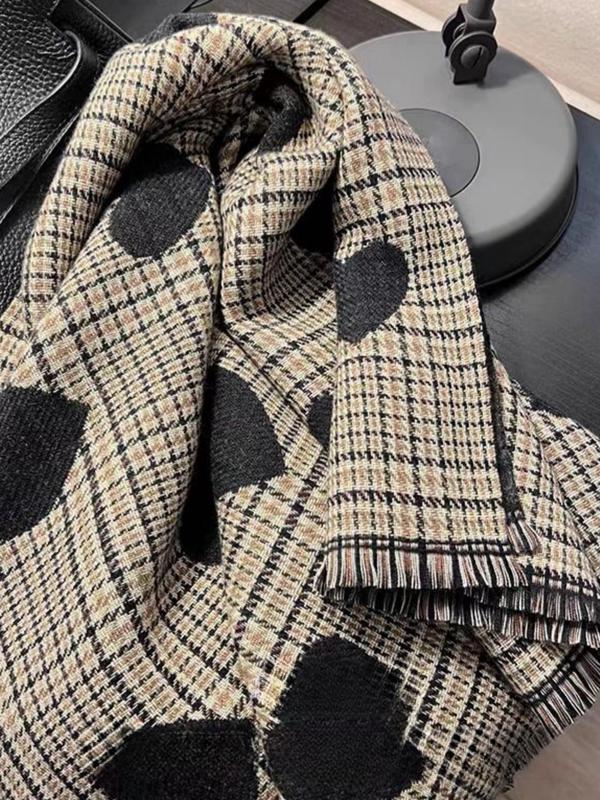 Fashionable Plaid & Heart Pattern Tassel Decor Scarf, Casual Soft Warm Shawl for Fall & Winter, Fashion Accessories for Women & Men