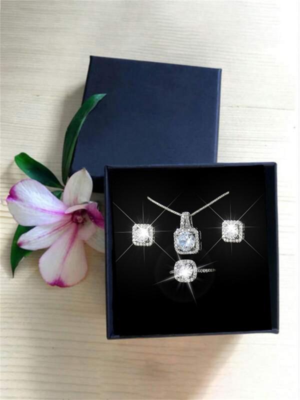 Elegant Geometric Rhinestone Decorated Jewelry Set, Including Pendant Necklace & Earrings & Ring, Women's Exquisite Trendy Jewelry Set, Fashionable Jewelry Set for Party Decoration