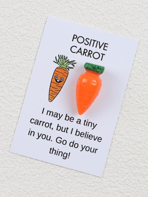 Cute Carrot Charm, with Gift Card, Positive and Optimistic Gift, Suitable for Various Holiday Gifts, Small Gifts for Family & Friends