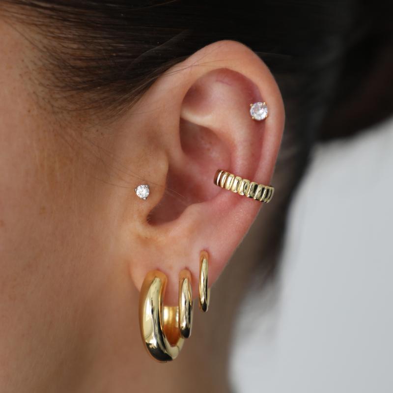 Soho Hoops dainty earring