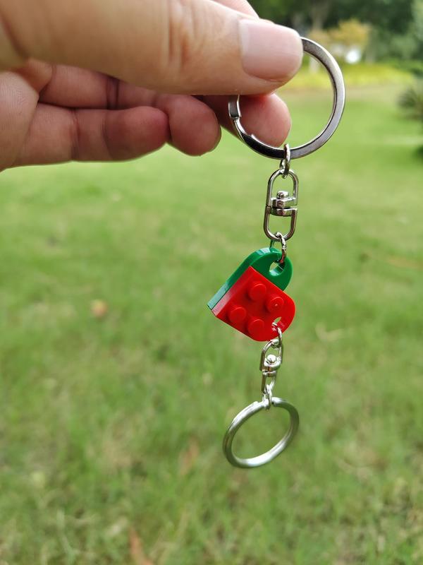 Creative Building Block Heart Couple Keychain Gift, Key Ring with Heart Pendant, Fashion Accessories for Men & Women As Gift for Girlfriend & Boyfriend