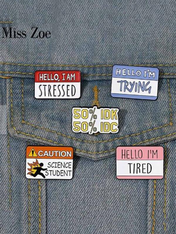 Fashion Letter Pattern Brooch, Cute Slogan Design Alloy Badge for Daily Vacation Holiday Party Gift, Enamel Pin Suitable for Backpacks, Jeans, Scarves