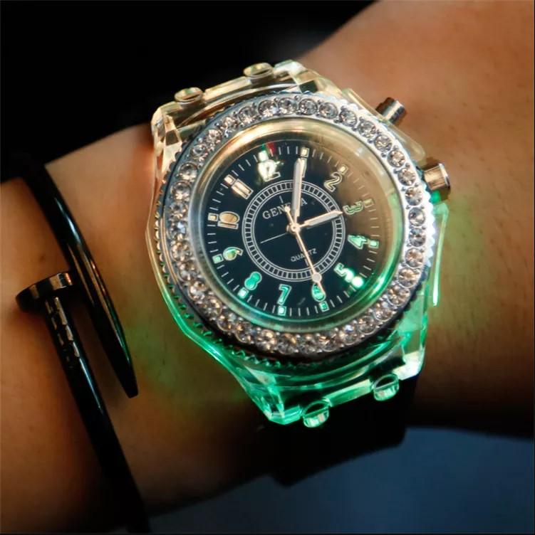 Luminous LED Watch Silicone Quartz Wristwatch Glow in the Dark - Multicolor Light Up