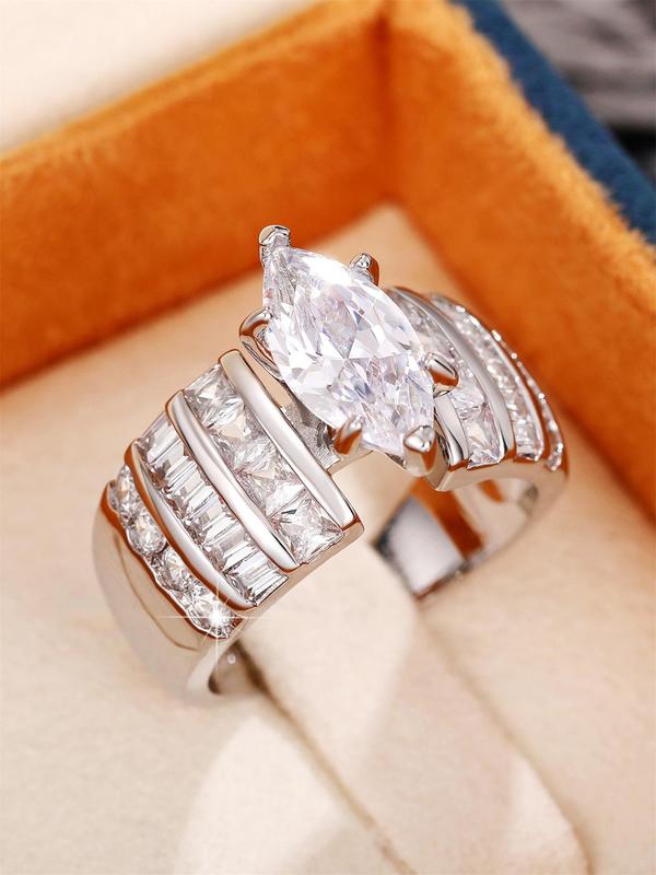 Classic Elegant Rhinestone Decorated Ring, Fashion Jewelry for Party, Daily Clothing Decor, Trendy All-match & Exquisite Jewelry for Birthday Gift