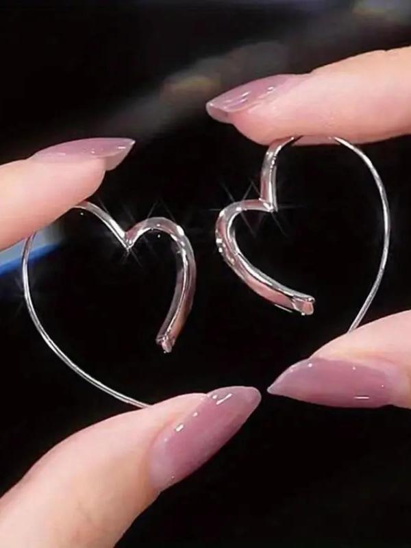 Women's Elegant Hollow Out Heart Design Hoop Earrings, Exquisite Trendy Hoop Earrings, Chic Gorgeous Jewelry As Gift for Girlfriend