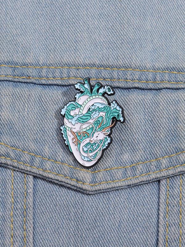 Creative Heart Shaped Dragon Pattern Brooch, Fashion Alloy Badge for Daily Clothing Decor, Trendy All-match & Exquisite Brooch for Birthday Gift