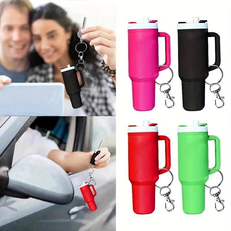 Mini water bottle keychain-street style, plastic material, suitable for men and women