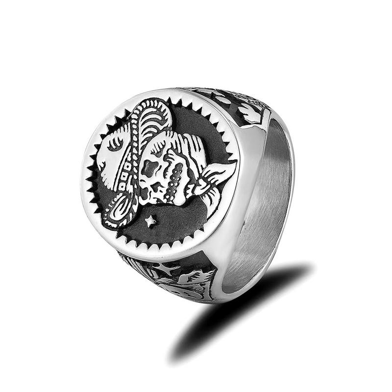 Personalized pipe skull titanium steel ring, retro punk men's stainless steel ring