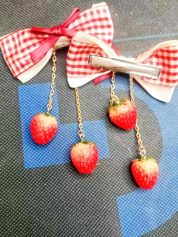 Cute Strawberry & Bowknot Design Hair Clips, 2 Counts set Sweet Kawaii Hair Clips, Fashionable All-match Hair Accessories for Girls & Women for Hairstyle Ideas