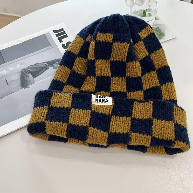 Fashionable Patched Checkerboard Pattern Beanie, New Trendy Fitted Cool Hats for Men & Women, Casual Warm Knit Hat for Fall, Winter & Spring