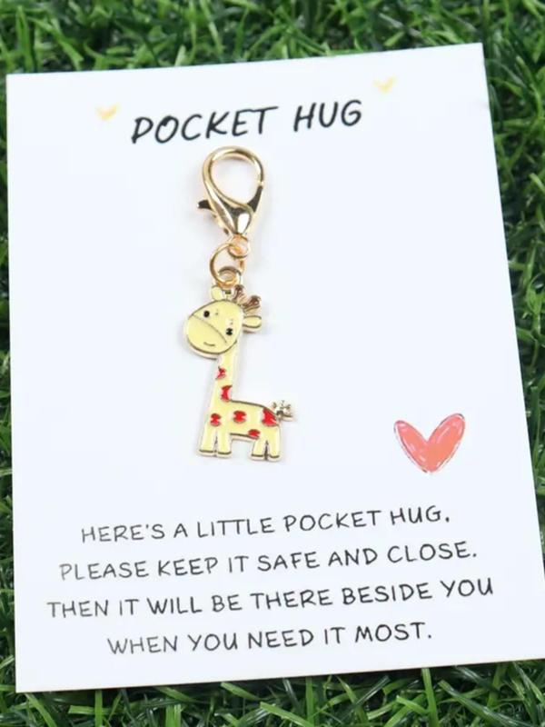 Cute Giraffe Design Keychain, Animal Themed Pocket Hug Enclosure Card with Mini Keychain, Inspirational Friendship Gratitude Good Luck Charms