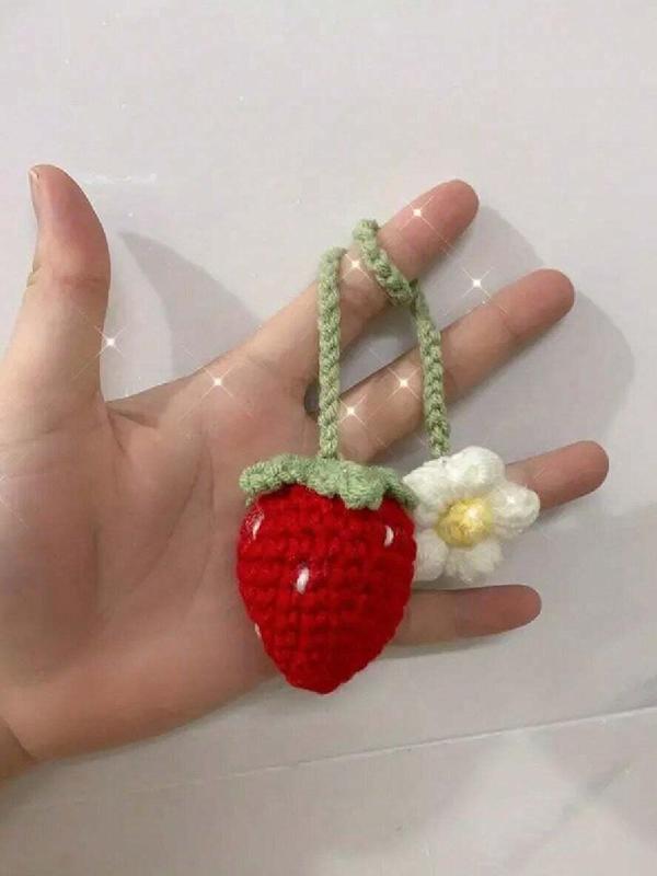 Cute Strawberry Design Keychain, Crochet Strawberry Keychain, Fashionable Keychain for Women & Girls, DIY Handmade Bag Accessories Decoration, Birthday Gift