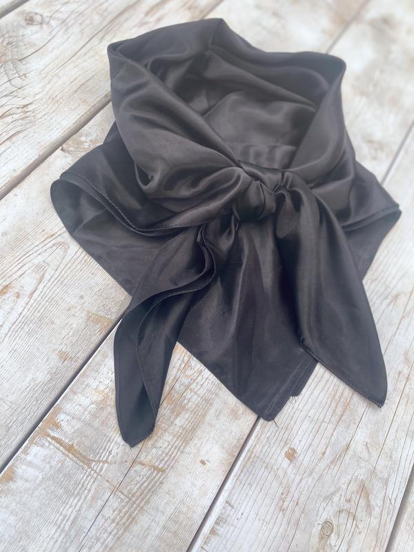 Black Wild Rag, 35