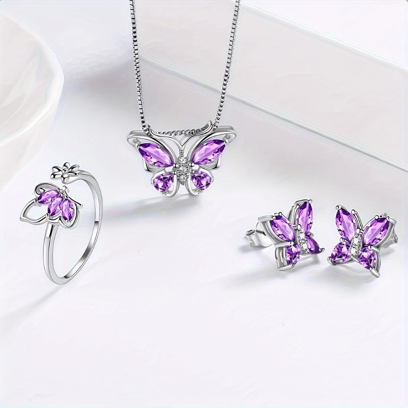 A set of four fashionable butterfly necklace, earrings and rings that are very suitable for daily wear by women. A fashionable jewelry set for gifting