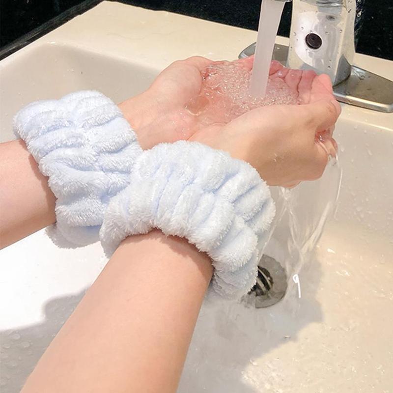 Face Washing Wristbands, 2 Counts Wrist Washband, Solid Fuzzy Bath Wrist Band, Wrist Spa Washband for Women & Girls, Bathroom Accessories, Fall Gift Ideas, Fall Essentials, Halloween Gifts, Christmas Gifts