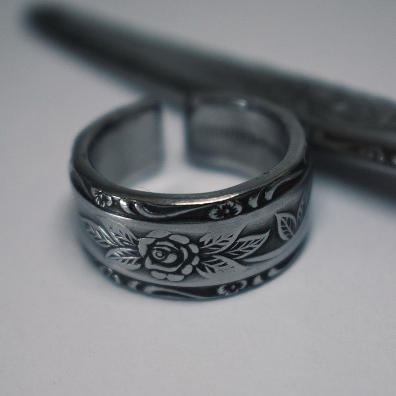 Dark Rose | Spoon Ring (Limited Collection)